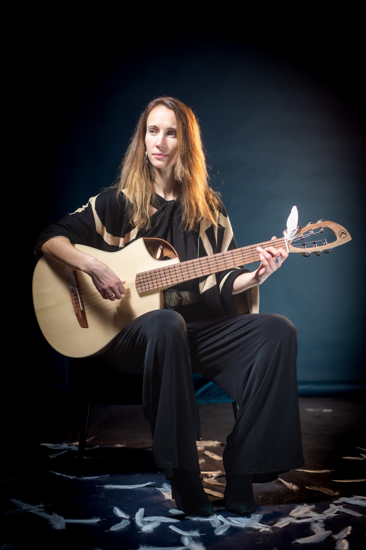 Anne-Laure, chanteuse et guitariste de SWAN